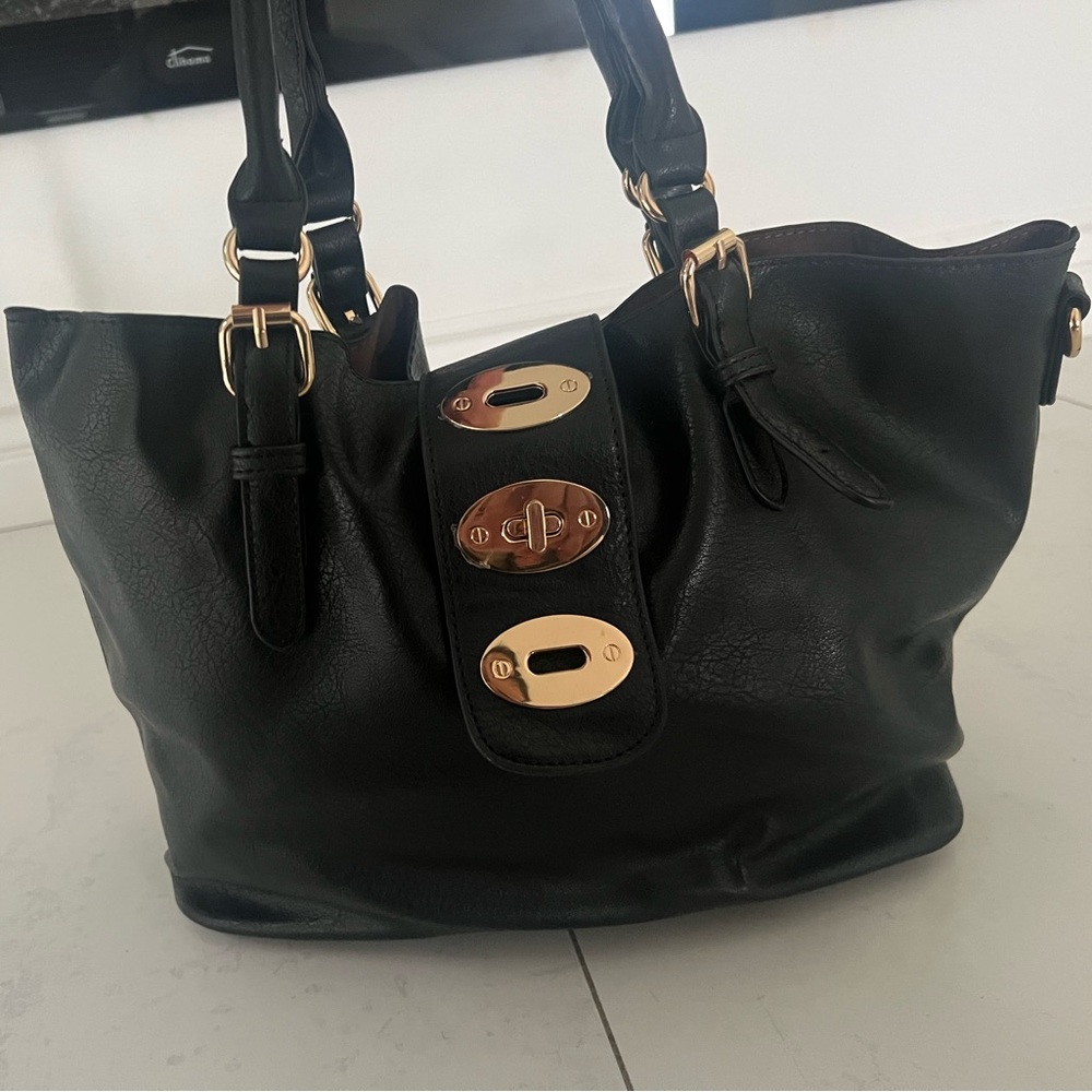 Black purse
